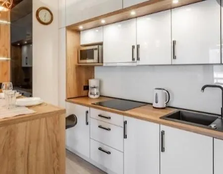 Apartment Hanza Tower Platinium & Sauna & Jacussi & Pool *
